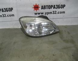 Фара правая для Kia RIO 2005-2011  запчасти бу