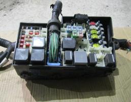 Блок предохранителей для Ford Focus II 2008-2011  запчасти бу