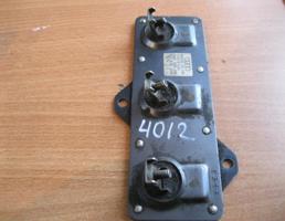 Блок управления вентилятором для Audi 80 /90 (B4) 1991-1994  запчасти бу