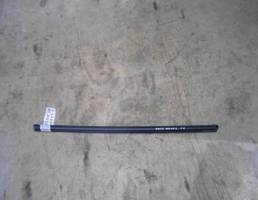 Уплотнитель стекла передней двери для Toyota Avensis II 2003-2008  запчасти бу