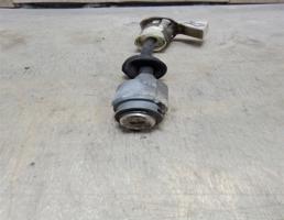 Замок капота для Ford Focus II 2005-2008  запчасти бу