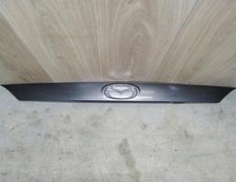 Накладка двери багажника для Mazda Mazda 6 (GH) 2007-2012  запчасти бу