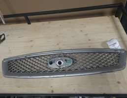 Решетка радиатора для Ford Focus II 2005-2008  запчасти бу