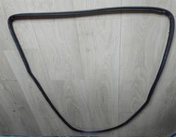 Уплотнитель двери передней правой для Opel Astra J 2010 -  запчасти бу