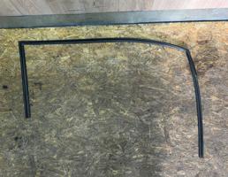 Уплотнитель стекла передней двери правой для Kia Ceed 2007- 2012  запчасти бу