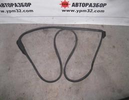 Уплотнитель двери задней левой для Toyota Avensis III 2009-2011  запчасти бу