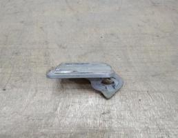 Петля двери передней правой нижняя для VW Passat (B6) 2005-2010  запчасти бу