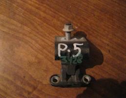 Петля двери багажника для VW Passat (B5) 1996-2000  запчасти бу