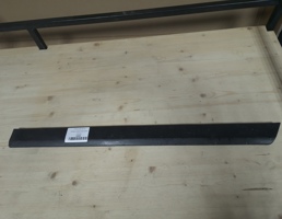 Молдинг задней левой двери для VW Passat (B6) 2005-2010  запчасти бу