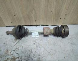 Полуось передняя левая для VW Passat (B3) 1988-1993  запчасти бу