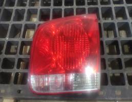 Фонарь задний внутренний правый для VW Touareg 2002-2010  запчасти бу