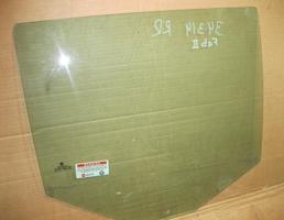 Стекло двери задней правой для Skoda Fabia 2007-2015  запчасти бу