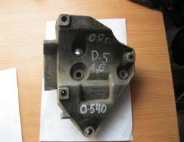 Кронштейн кондиционера для VW Passat (B5) 1996-2000  запчасти бу