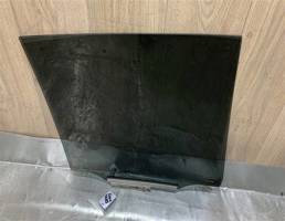 Стекло двери задней левой для Toyota RAV 4 2006-2013  запчасти бу