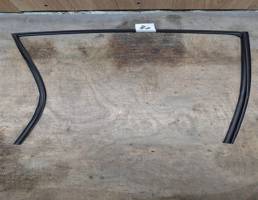 Уплотнитель стекла задней правой двери для Toyota RAV 4 2006-2013  запчасти бу