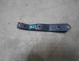 Кронштейн решетки радиатора для Skoda Fabia 1999-2006  запчасти бу