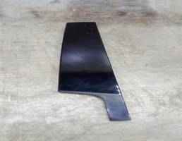 Накладка двери передней правой для Renault Megane III 2009-2016  запчасти бу