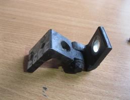 Петля двери задней правой верхняя для Skoda Octavia (A5 1Z-) 2004-2013  запчасти бу