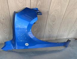 Крыло переднее правое для Mazda Mazda 3 (BK) 2002-2009  запчасти бу