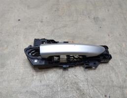 Ручка двери передней наружная правая для VW Passat (B6) 2005-2010  запчасти бу