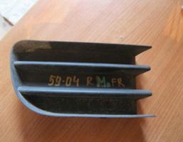 Решетка переднего бампера правая для Renault Megane II 2002-2009  запчасти бу