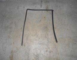 Уплотнитель стекла задней правой двери для Mazda Mazda 3 (BL) 2009-2013  запчасти бу