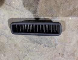 Дефлектор воздушный для VW Touareg 2002-2010  запчасти бу