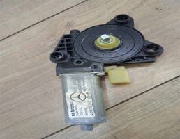 Мотор стеклоподъемника задний правый для Mercedes Benz C-CLASS (W203), 2000 - 2007  запчасти бу