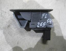 Кнопка стеклоподъемника передней левой двери для VW Touareg 2002-2010  запчасти бу