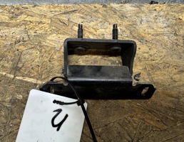 Петля крышки багажника правая для Volvo XC90 2002-2014  запчасти бу