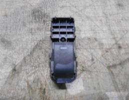 Кнопка стеклоподъемника задней правой двери для Mazda Mazda 3 (BL) 2009-2013  запчасти бу