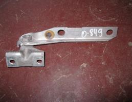 Петля капота левая для Audi 80 /90 (B4) 1991-1994  запчасти бу