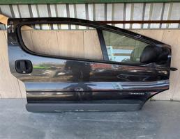 Дверь передняя правая для Opel Vivaro  с 2006-2014  запчасти бу