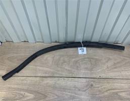 Накладка стекла заднего правого для Opel Meriva B 2010-  запчасти бу