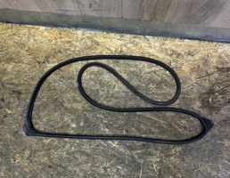 Уплотнитель двери задней правой для Mazda Mazda 6 (GJ) 2012-2015  запчасти бу