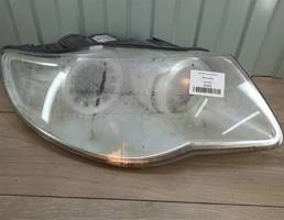 Фара правая для VW Touareg 2002-2010  запчасти бу