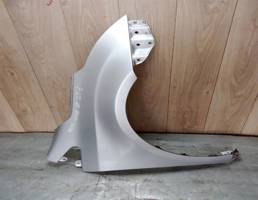 Крыло переднее правое для Toyota Avensis III 2009-2011  запчасти бу