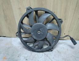 Вентилятор радиатора для Peugeot 308 2007-2011  запчасти бу