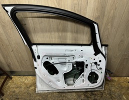 Уплотнитель стекла передней двери левой для Opel Astra J 2010 -  запчасти бу