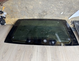 Стекло двери багажника для Kia Sportage 2004-2010  запчасти бу