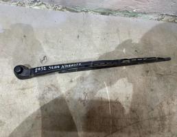 Поводок стеклоочистителя заднего для Seat Alhambra 2001-2010  запчасти бу