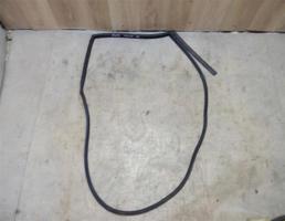 Уплотнитель двери задней правой для Mazda Mazda 3 (BK) 2002-2009  запчасти бу