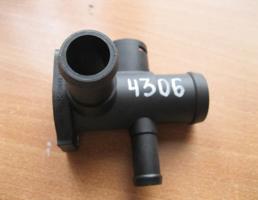 Фланец для VW Golf II/Jetta II 1983-1992  запчасти бу