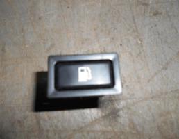 Кнопка открывания лючка бензобака для Toyota Avensis II 2003-2008  запчасти бу
