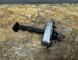 Ограничитель двери для Kia Ceed 2007- 2012  запчасти бу