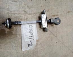 Ограничитель двери для Chevrolet Captiva (C100) 2006-2011  запчасти бу