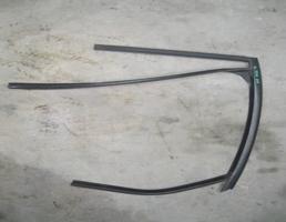 Уплотнитель стекла задней левой двери для Ford Focus II 2008-2011  запчасти бу