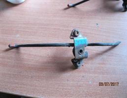 Крючок капота для Skoda Octavia (A4 1U-) 2000-2011  запчасти бу
