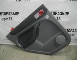 Обшивка двери задней левой для Ford Focus II 2008-2011  запчасти бу