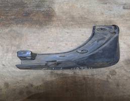 Брызговик передний правый для Kia Sportage 2004-2010  запчасти бу